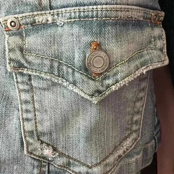 Vintage Distressed Twenty One Women's Sz L Form Fitting Jean Jacket - Picture 4 of 5